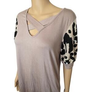 Celeste Oatmeal Crisscross Neckline Animal Print Sleeves‎ Casual Top Size Small